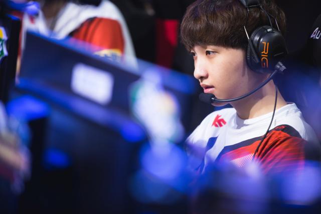 人们总是期 人们总是期